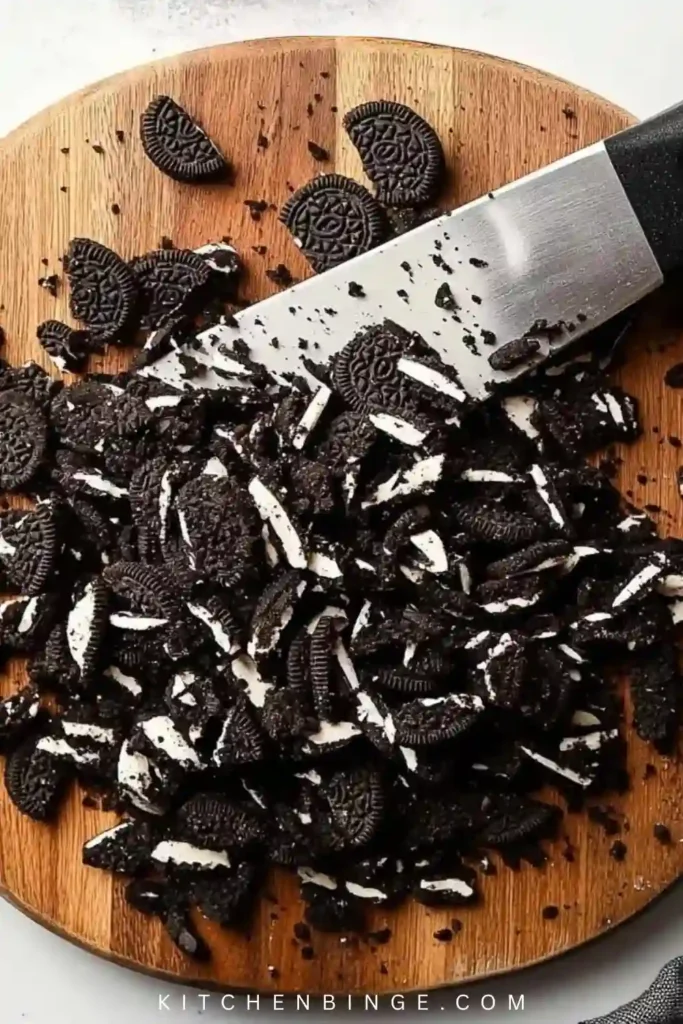 Healthy Oreo Protein Balls (Cookies & Cream Cheese Energy Bites)